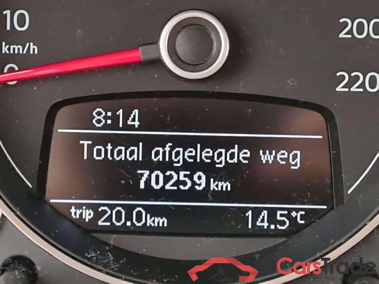 VOLKSWAGEN up! 1.0 MPi #4