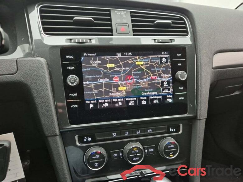 VOLKSWAGEN e-Golf e-Dition #6