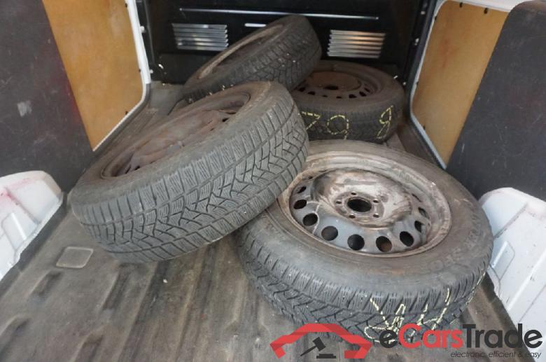 Ford _Transit Connect ´13 FORD Transit Connect 240 L2 S&S Trend 4d 74kW #6