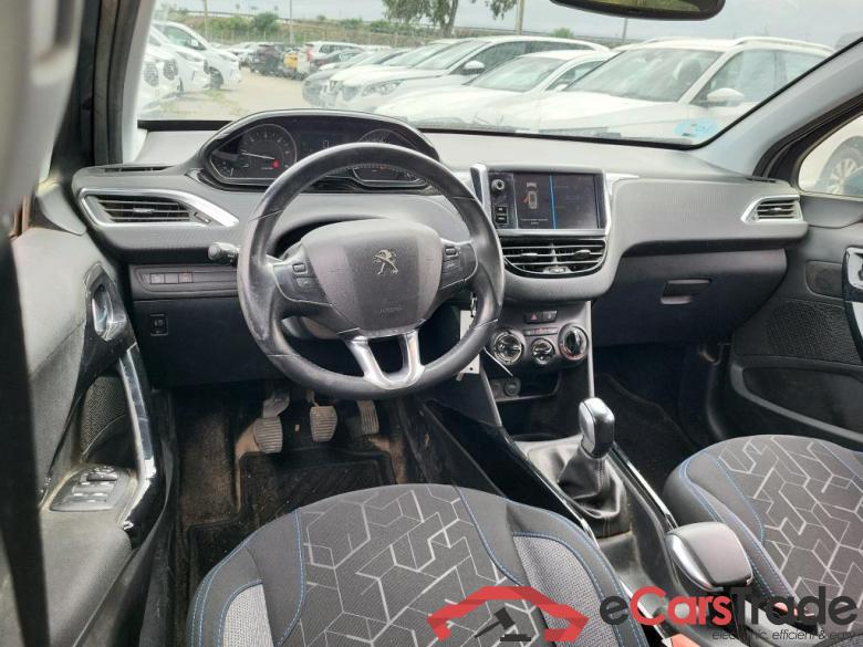 Peugeot Signature BlueHDi 100 S&S 5 Vel. MAN 2008 Signature 1.5 HDi 100CV MT5 E6dT #3