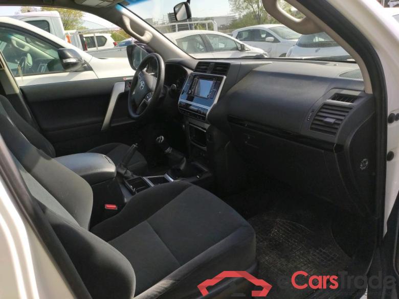 Toyota 2.8 D-4D GX TOYOTA Land Cruiser / 2017 / 5P / todoterreno 2.8 D-4D GX #6