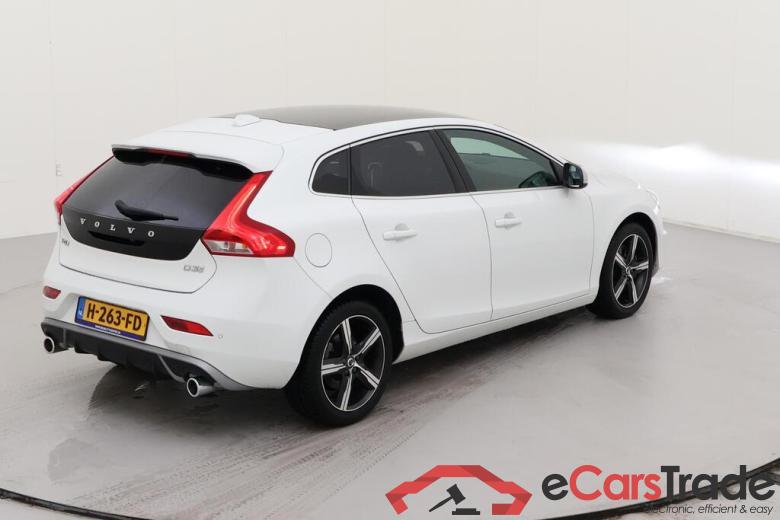 VOLVO V40 110 kW #5