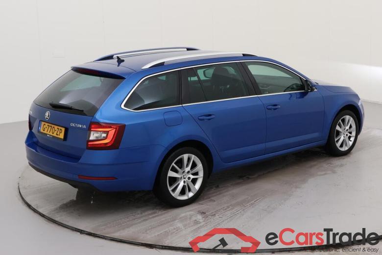SKODA Octavia Combi 110 kW #6