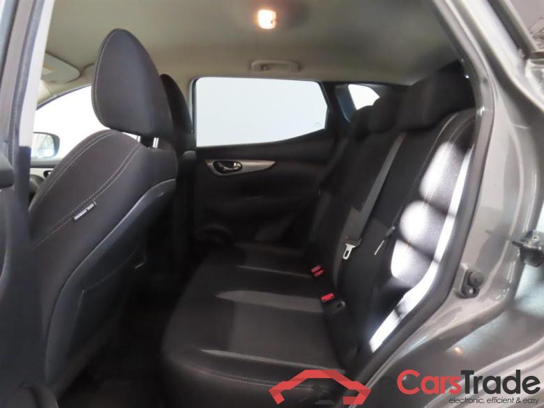 NISSAN Qashqai 1.3 DIG-T N-Connecta #6