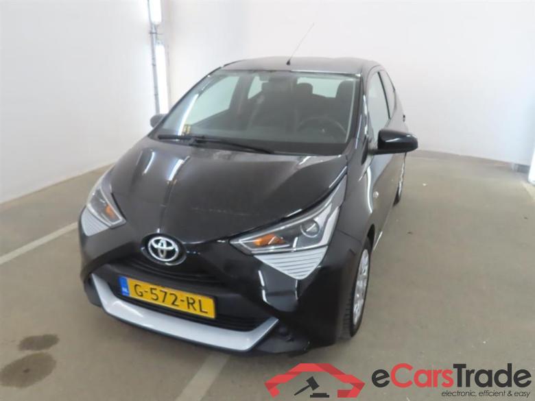 TOYOTA Aygo 1.0 VVT-i x-play ltd #1