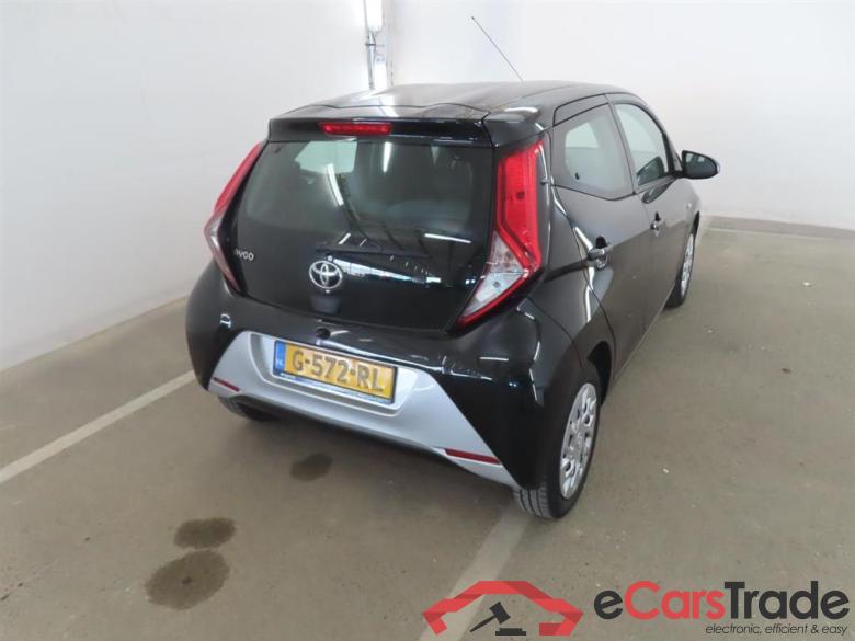 TOYOTA Aygo 1.0 VVT-i x-play ltd #2