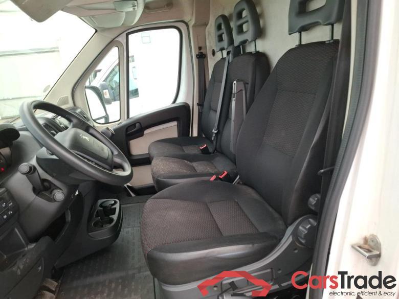 Peugeot BLUEHDI 110 PREMIUM 335 L2H2 PEUGEOT Boxer / 2014 / 4P / Fourgon tôlé BLUEHDI 110 PREMIUM 335 L2H2 #6