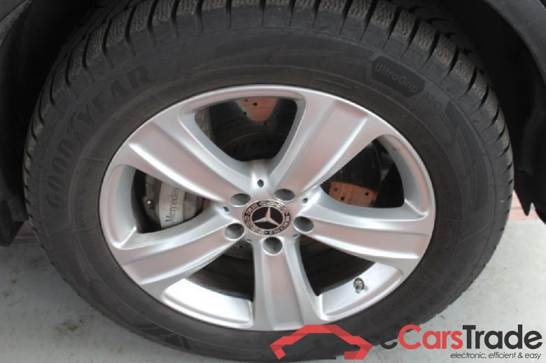 Mercedes GLC ´15 GLC -Klasse GLC 300 e 4Matic (253.953) 2.0 235KW AT9 E6d #3