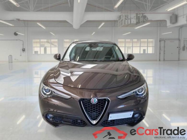 AlfaRomeo 32 ALFA ROMEO STELVIO / 2017 / 5P / SUV 2.2 TURBO DIESEL 160CV AT8 RWD BUSINESS #6