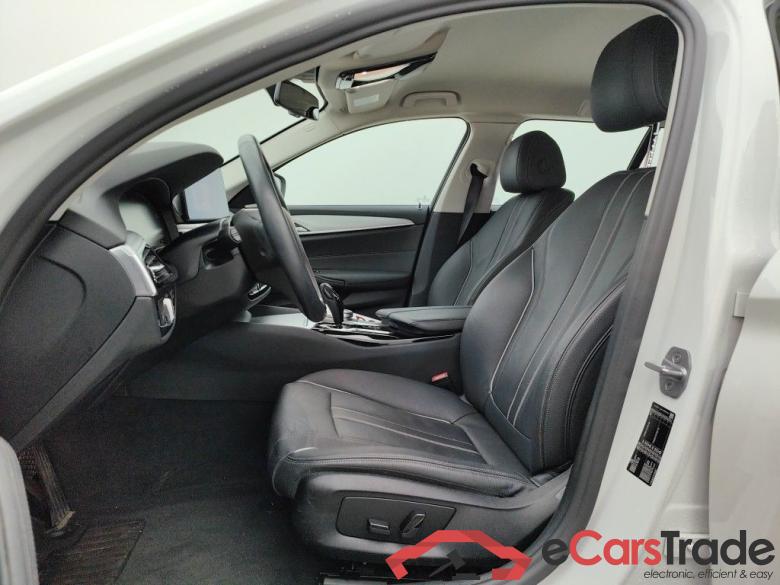 BMW 5 Reeks Touring 520d Aut. (120 kW) 5d #6