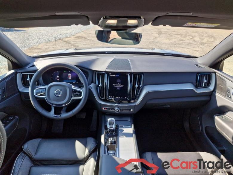 Volvo  XC 60 (03.2017->) XC60 B5 ben.Plus Dark AWD AT #5