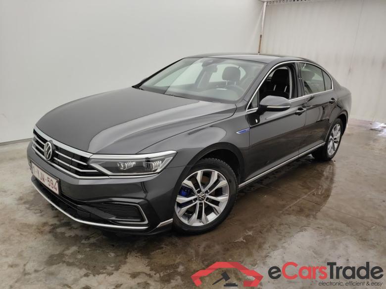 Volkswagen Passat 1.4 TSI GTE Business DSG 4d #4