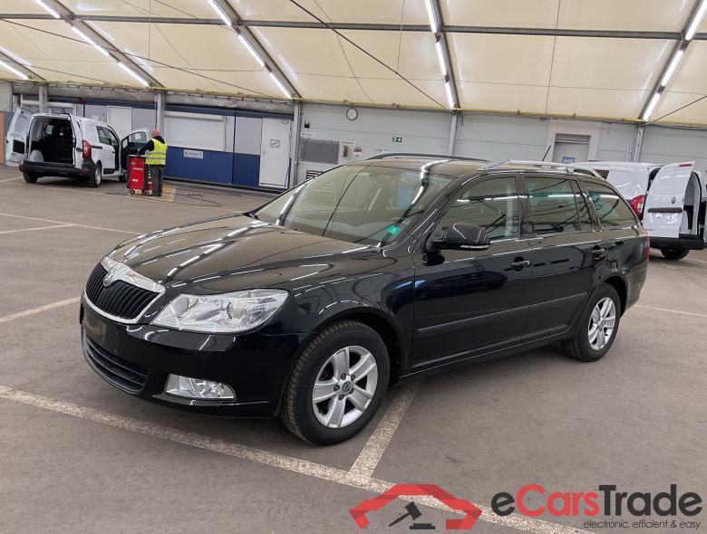 SKODA Octavia Combi O COMBI A5 AMBI 1,6CR 77KW 105CV 5V DPF #1