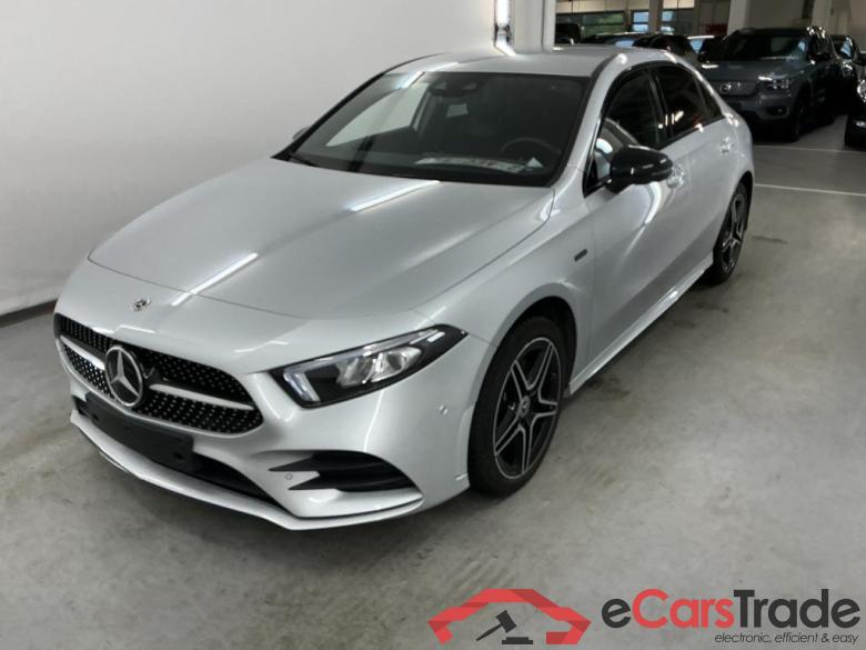 MERCEDES-BENZ A-CLASS LIMOUSINE 1.3 A 250 E BUSINESS SOLUTION DCT #1