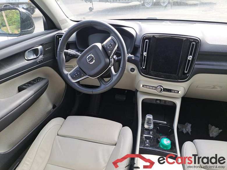 VOLVO XC40 1.5 T4 PHEV INSCRIPTION EXPR. DCT #6
