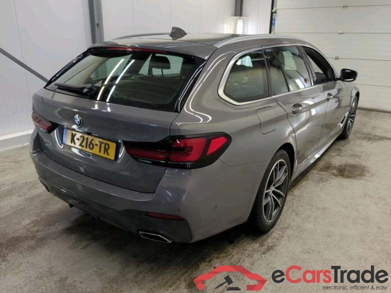 BMW 5-serie Touring 530e High Exe #2