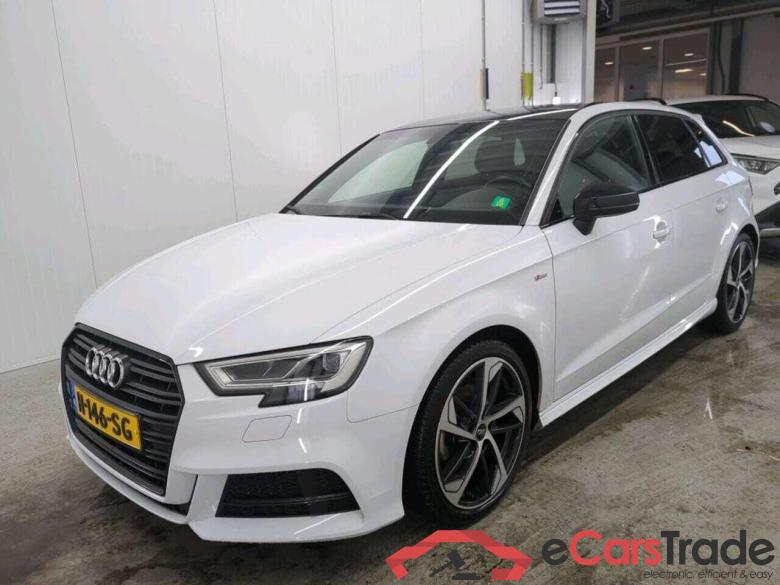 AUDI A3 Sportback 35 TFSI CoD Adv Sp #1