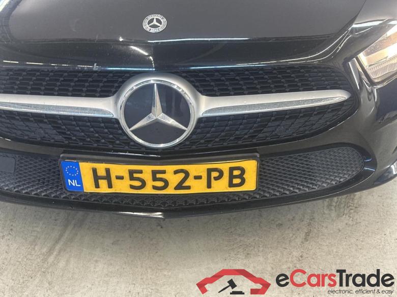Mercedes A-Class Lim '18 Mercedes-Benz A-Klasse Limousine A 200 7G-DCT Business Solution 4d #5