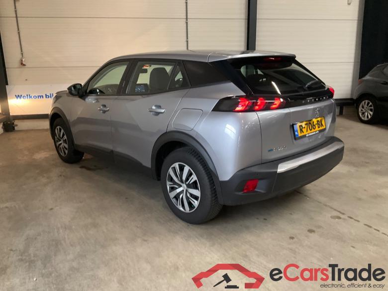 PEUGEOT e-2008 EV Active 50 kWh #4