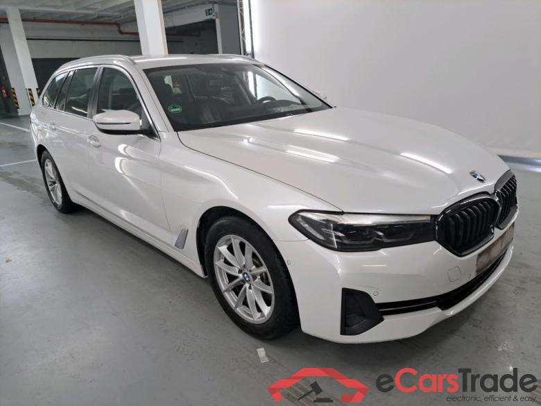 BMW 5 SERIES TOURING 2.0 520D 120KW TOURING AUTO Business Parking Assistant Driving Assistant #2