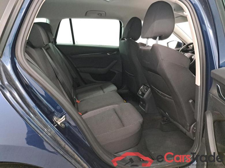 SKODA OCTAVIA COMBI 1.4 TSI PHEV 150KW DSG AMBITION #6