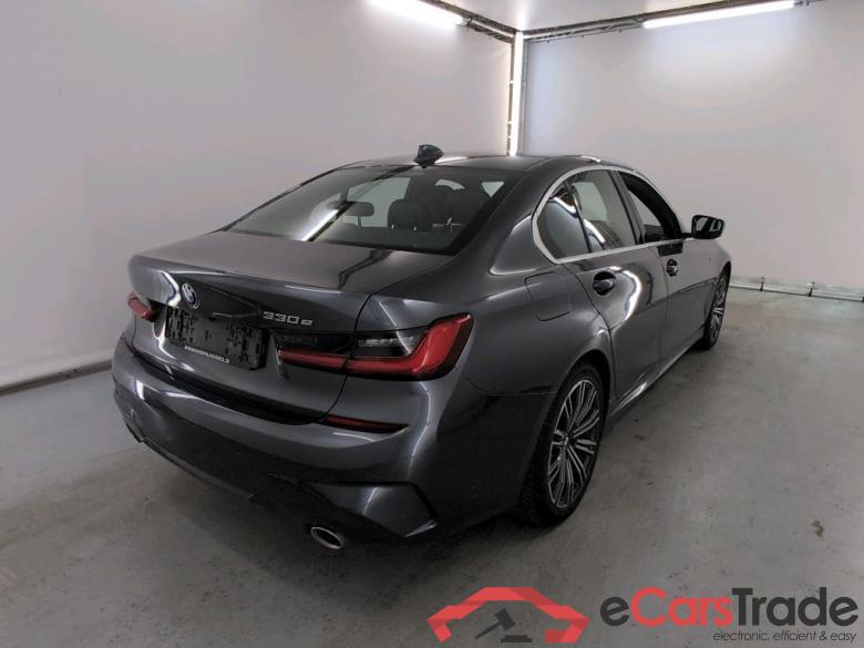 BMW 3 - 2019 330eA PHEV Business Model M Sport #4