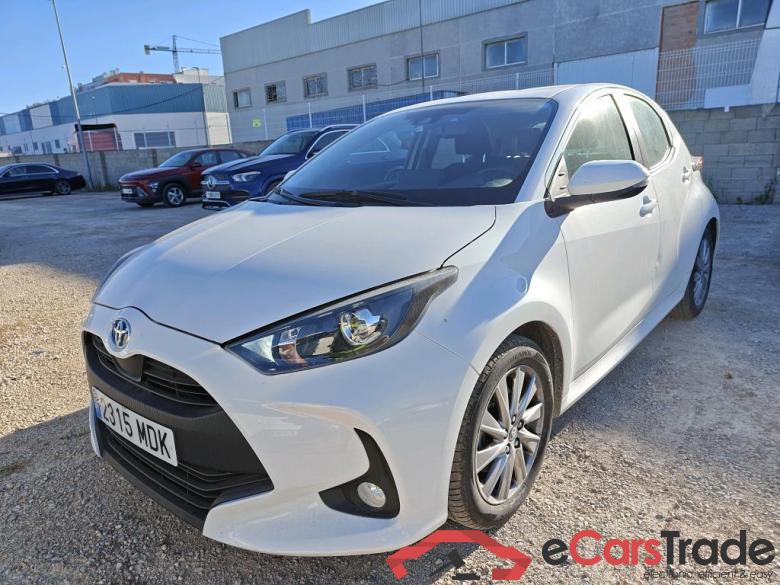 Toyota 1.5 120H Active Tech TOYOTA Yaris / 2020 / 5P / berlina con portón 1.5 120H Active Tech #1