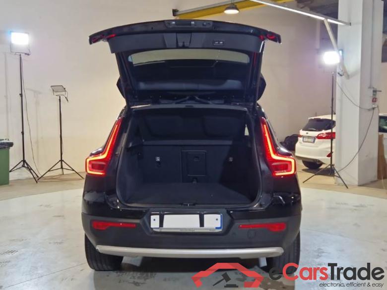 Volvo 11 VOLVO XC40 / 2021 / 5P / SUV T4 RECHARGE PLUG-IN AUTO CORE #5