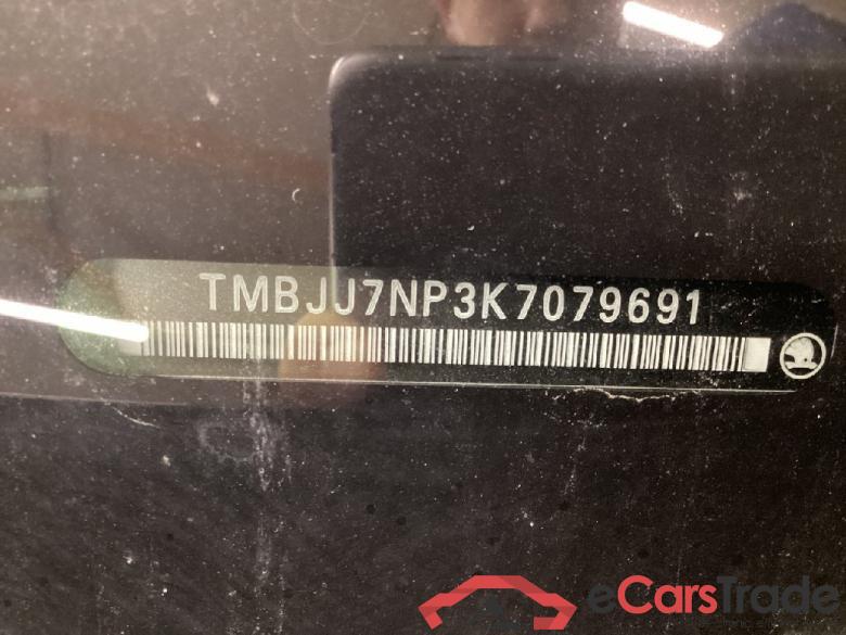 Skoda Superb Wagon ´15 Superb Combi Premium Edition 2.0 TDI 140KW AT7 E6