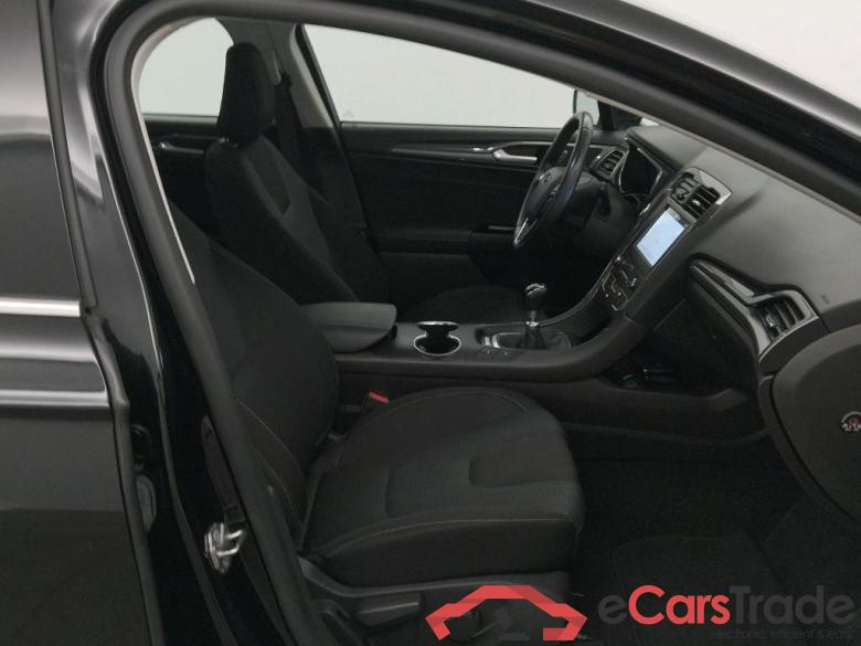 Ford 2.0 TDCi 110kW (150CV) Titanium 235 FORD Mondeo / 2014 / 5P / berlina con portón 2.0 TDCi 110kW (150CV) Titanium 235 #6
