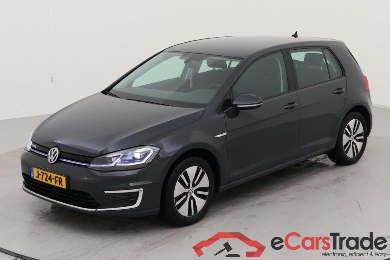 VOLKSWAGEN e-Golf  #1