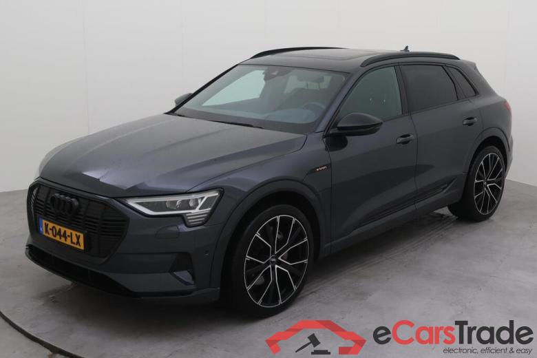 AUDI e-tron  #1