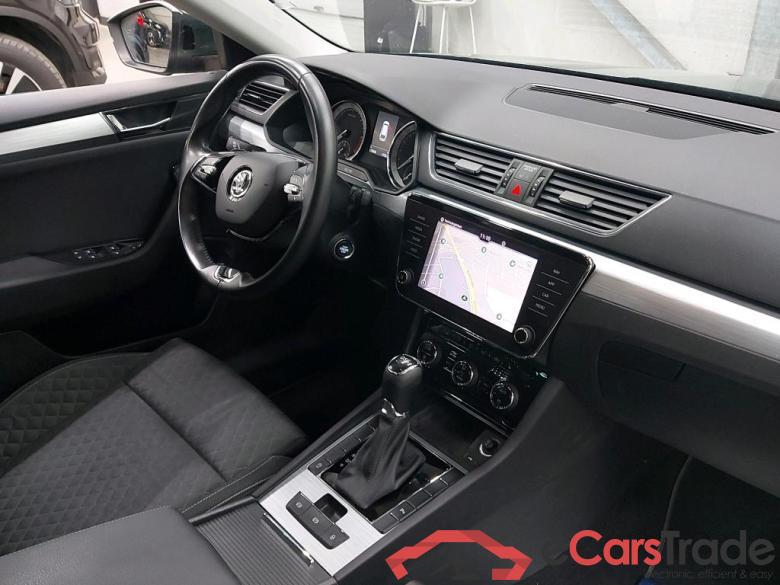 SKODA - SKO SUPERB COMBI CRTDI 122PK DSG7 Ambition Pack Corporate & Safety & Heated Seats & Lane & Side Assist & Rear Camera #3