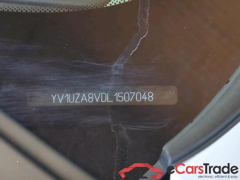 Volvo XC60 ´17 XC60 Momentum Pro 2WD 2.0 D4 140KW AT8 E6dT #4