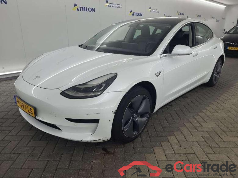 Tesla Model 3 Standard Range Plus RWD 4D 225kW