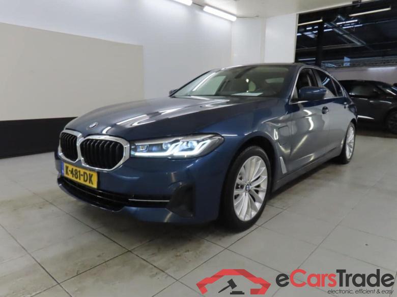 BMW 5-serie 530e High Exe #1