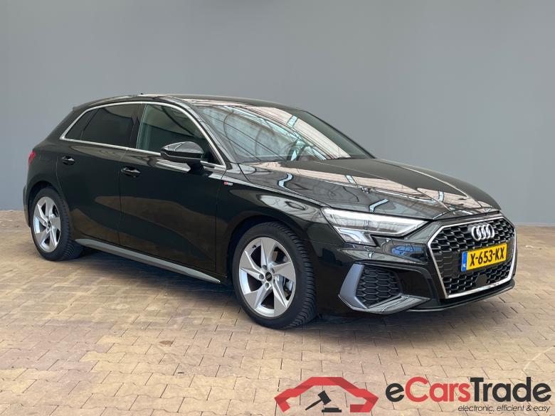 AUDI A3 SPORTBACK 30 TFSI S edition #2