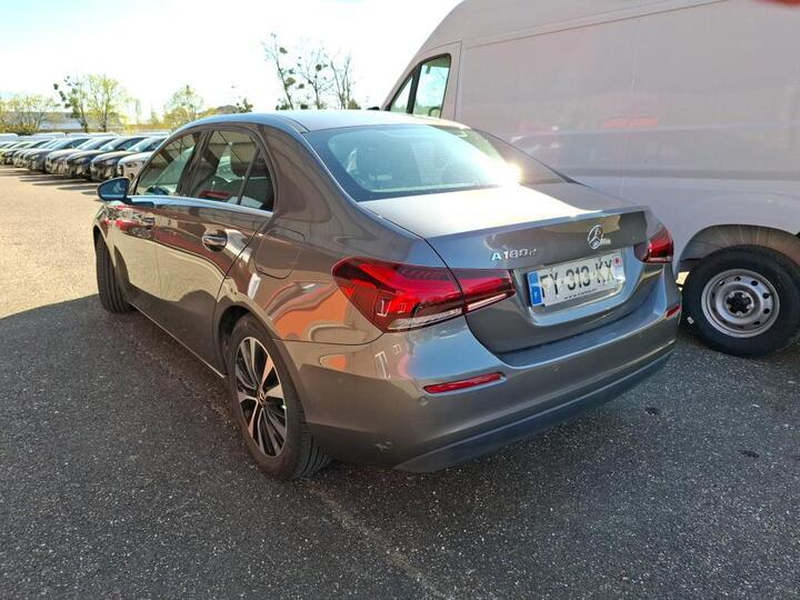 Mercedes A 180d Limousine Aut. LED-Xenon Widescreen Navi 1/2 Sport-Leather KeylessGo Camera Klima PDC ... #4
