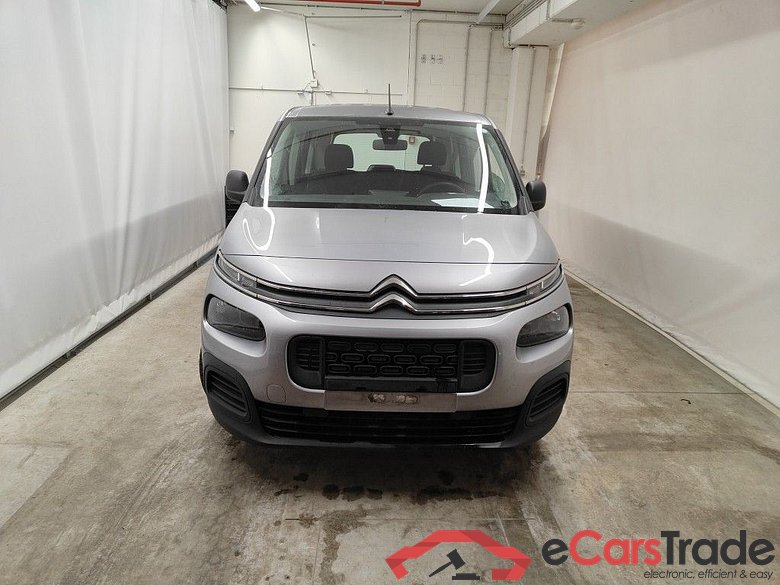 Citroën Berlingo Multispace 1.2 PureTech 110 MAN6 S&S Live M 5d #1