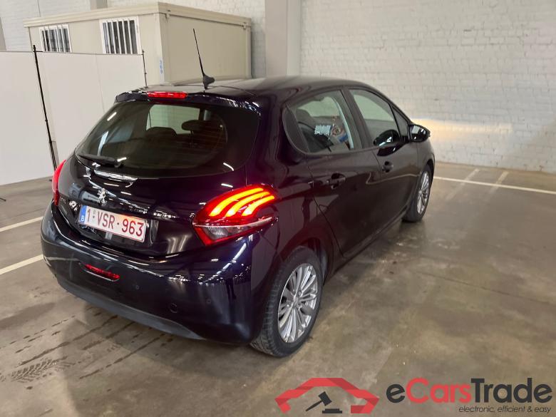 Peugeot, 208 '11, Peugeot 208 1.2 PureTech ?6.2 61kW S/S Signature 5 #6