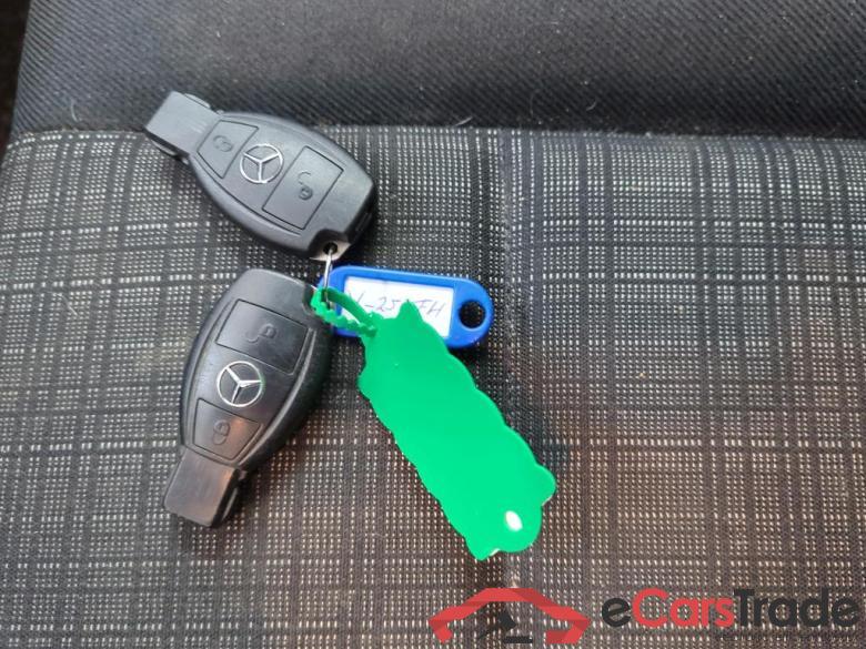 Mercedes * Vito FL'20 Mercedes-Benz Vito 109CDI Functional Lang 4d #4