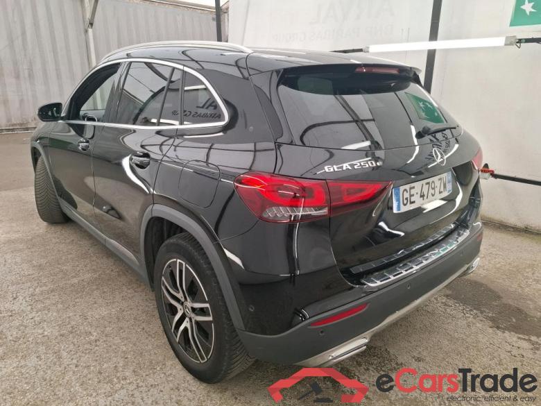 Mercedes 1.3 GLA 250 e BUSINESS LINE DCT MERCEDES-BENZ GLA / 2020 / 5P / SUV 1.3 GLA 250 e BUSINESS LINE DCT #2