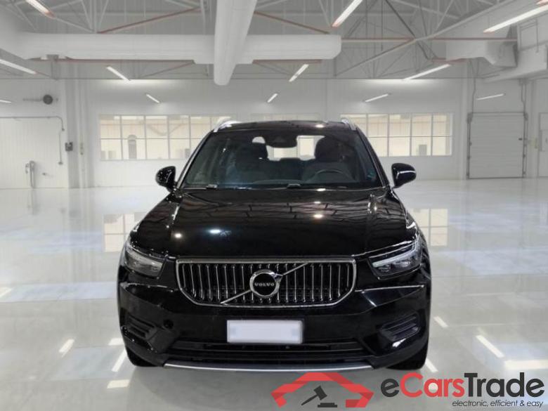Volvo 228 VOLVO XC40 / 2017 / 5P / SUV T5 PLUG-IN HYBRID AUTO RECH INSCRIP EXPR #6