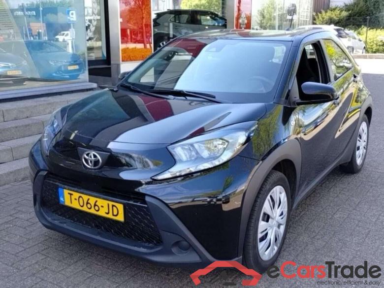 TOYOTA Aygo X 1.0 VVT-i S-CVT Play #1
