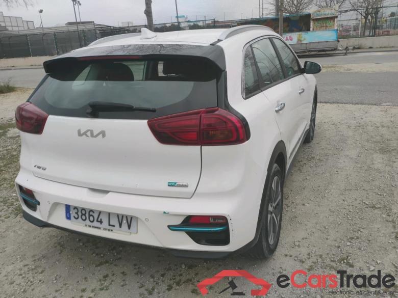 Kia e-Niro 150kW (204CV) Drive (Long Range) KIA e-Niro / 2016 / 5P / crossover e-Niro 150kW (204CV) Drive (Long Range) #2