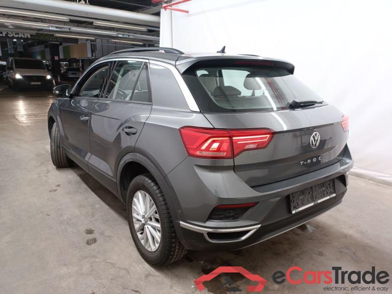 Volkswagen T-Roc 1.5 TSI DSG Style 5d #4