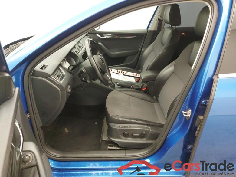 Skoda Octavia Combi 2.0 CRTDI GreenTec 110kW DSG7 Style 5d #6