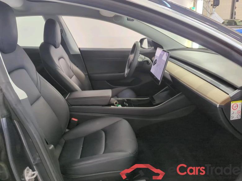 Tesla Model 3 '18 BEV Tesla Model 3 Standard Range Plus RWD 4d #3