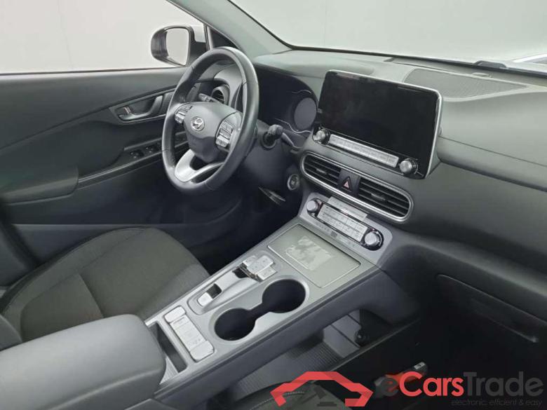 HYUNDAI Kona Comfort Smart Electric 64 kWh 5D #6