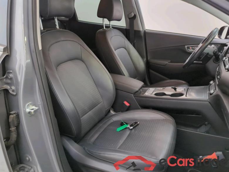 Hyundai Kona '17 Hyundai KONA Premium Electric 64 kWh 5d #3